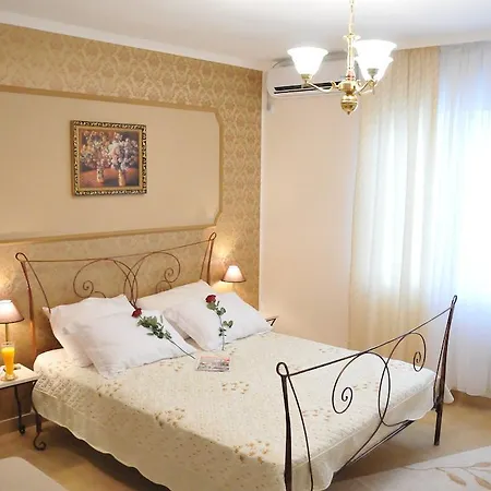 Apartment Royal